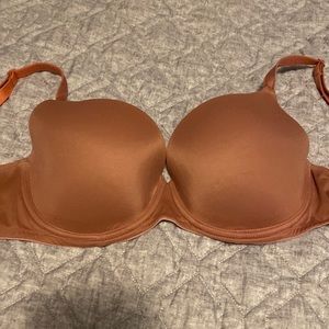 Pink wear everywhere lightly lined 36C